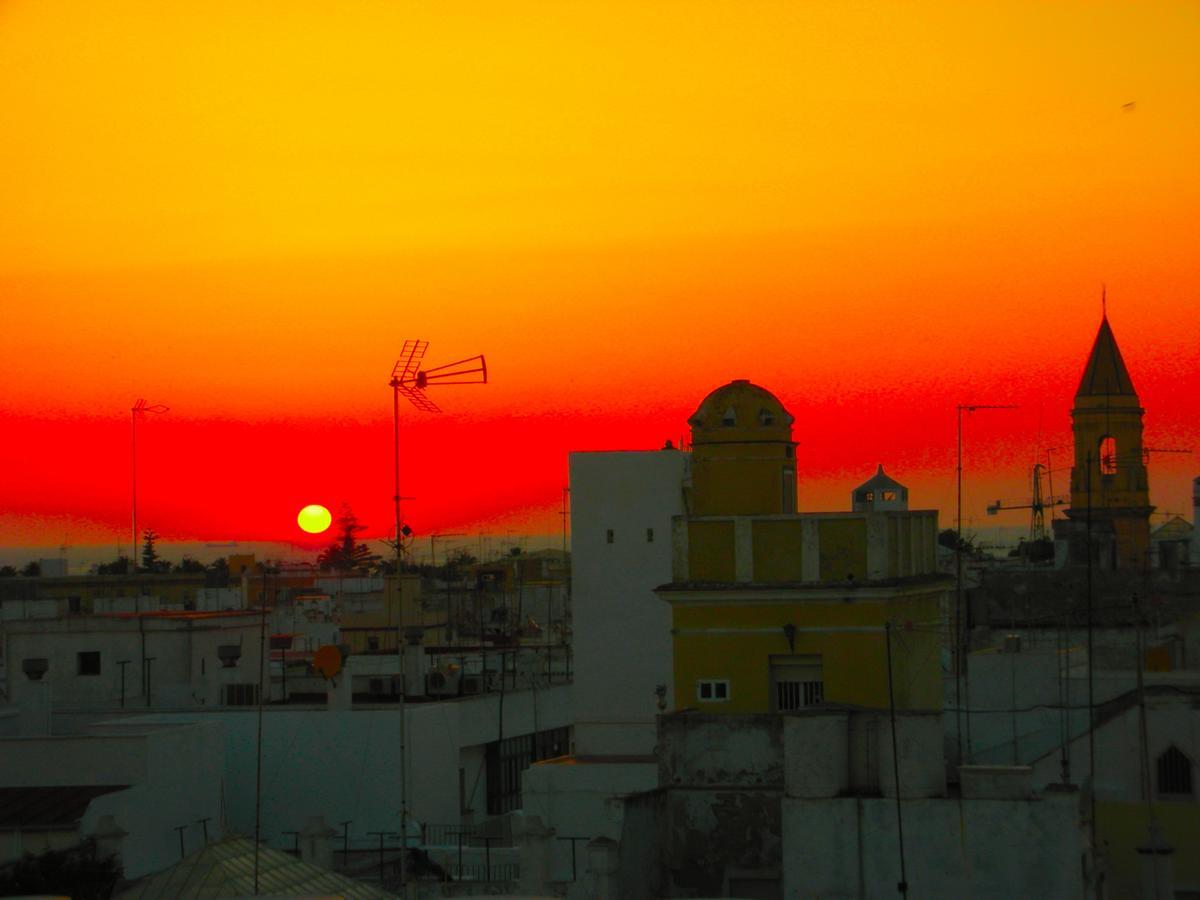 Apartamentos La Caleta de Cadiz Bagian luar foto