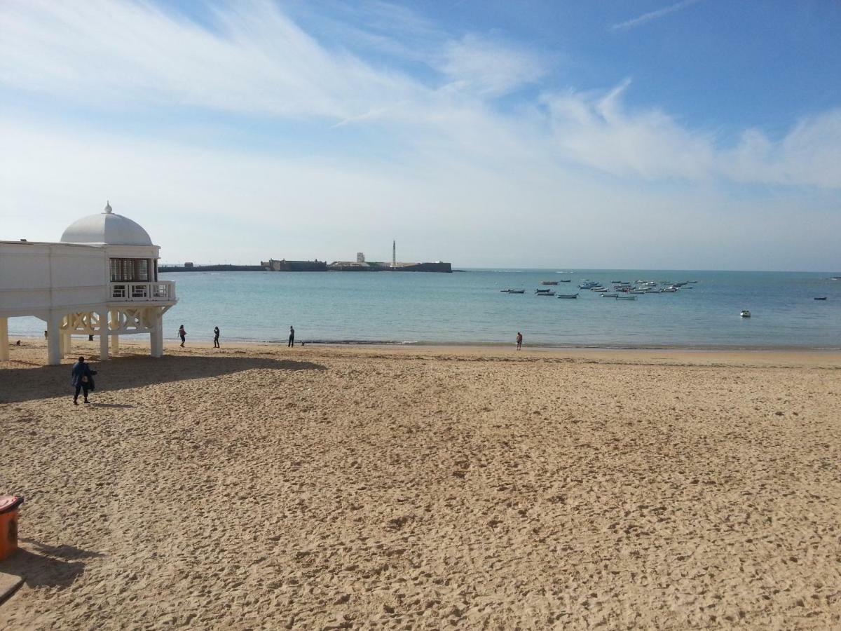 Apartamentos La Caleta de Cadiz Bagian luar foto